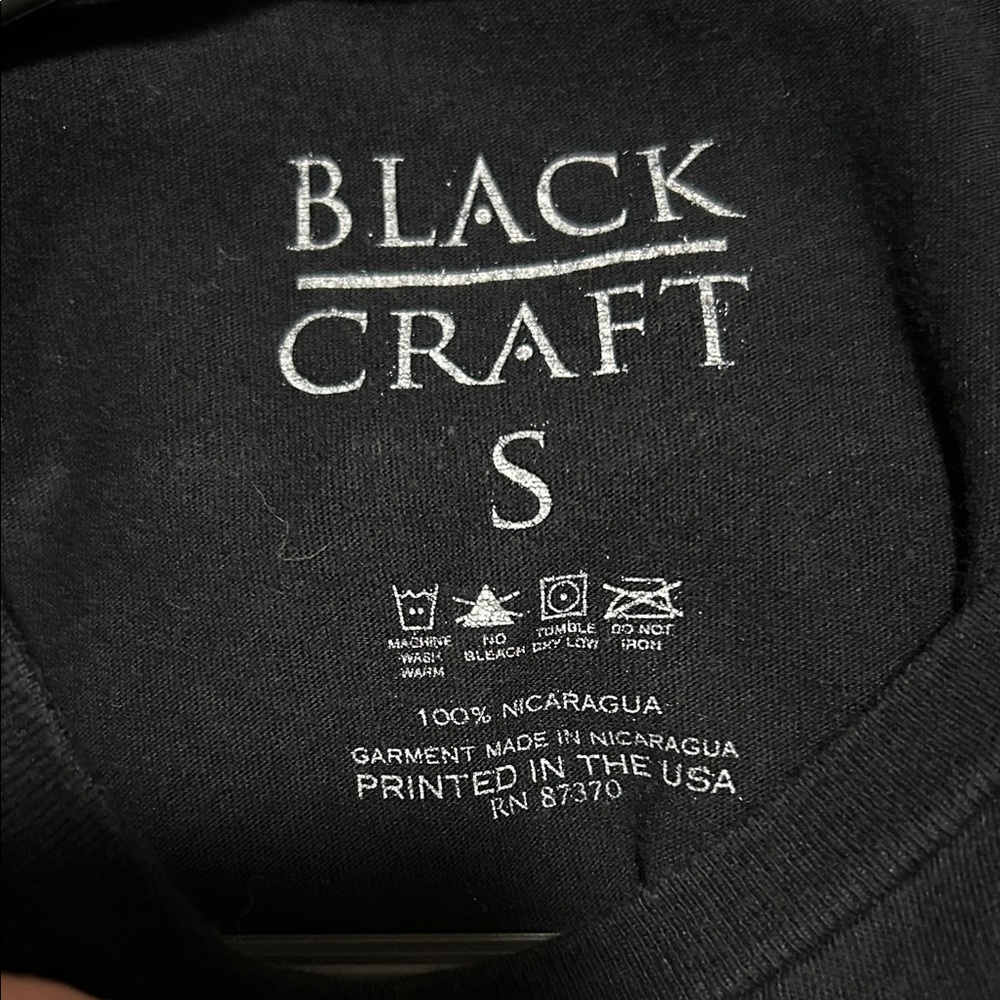 Black Craft Black Graphic Tee - Never Trust The Living - Picture 3 of 3